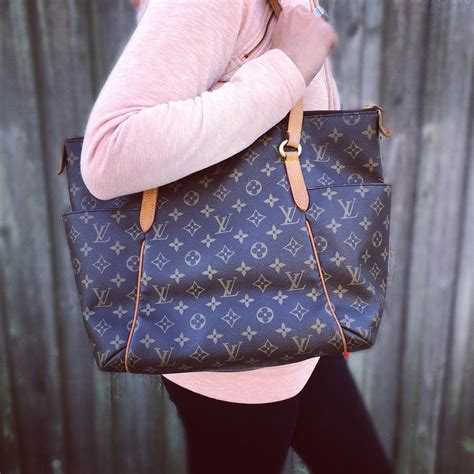 sac louis vuitton totally monogram mm|louis vuitton totally mm tote.